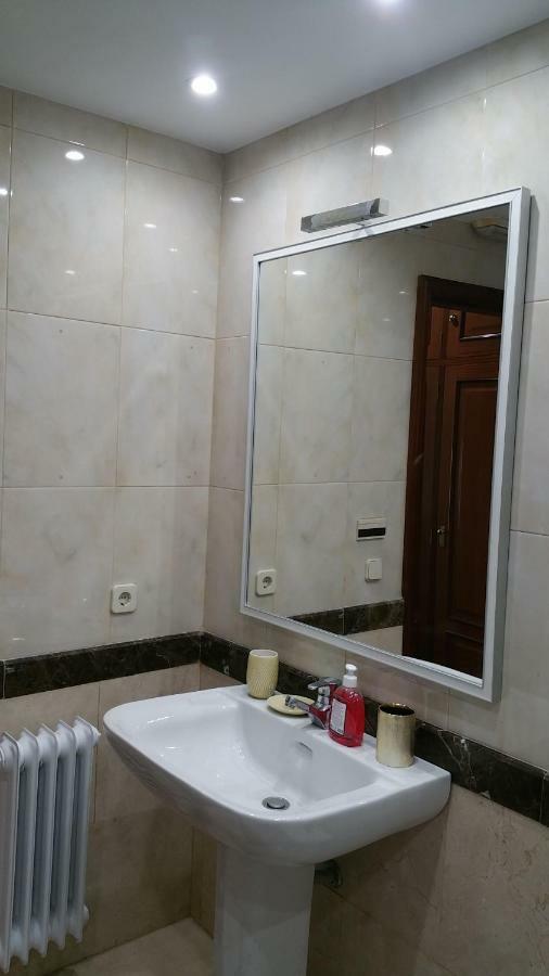 Ideal Familias Y Grupos Apartment *